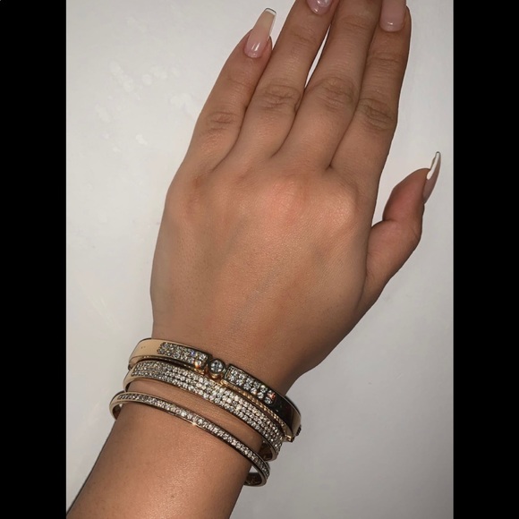 Accessories - Jewelry